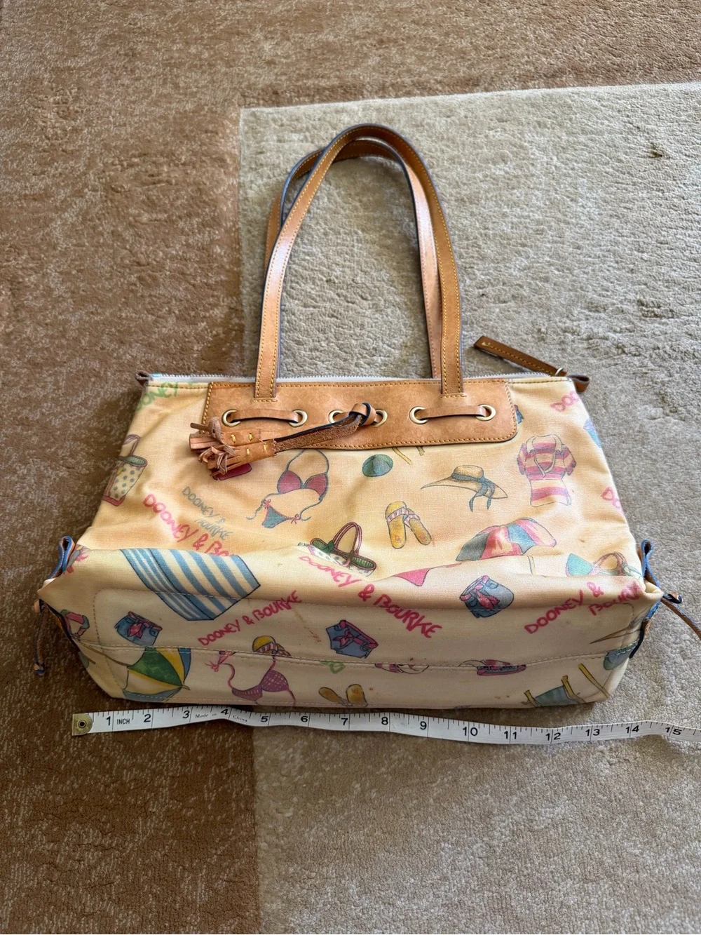 Dooney & Bourke Vintage y2k Miami Beach patent leather tote bag